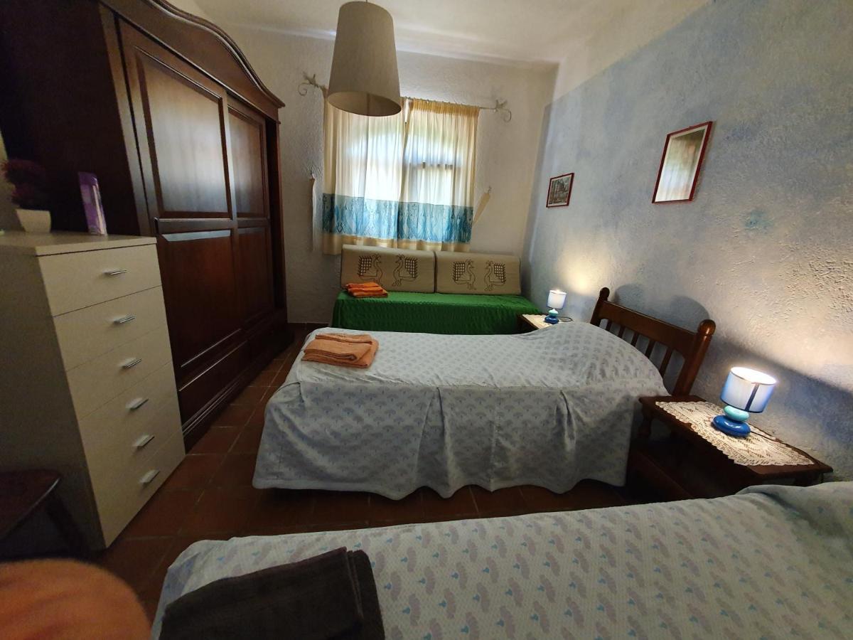 Villa Manuela sul mare S'Archittu Esterno foto