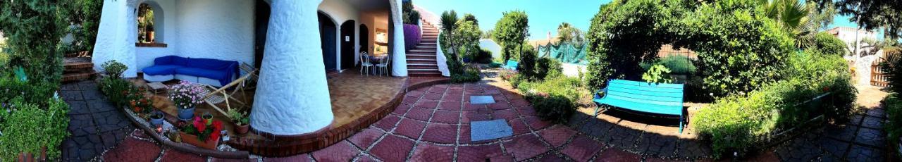 Villa Manuela sul mare S'Archittu Esterno foto