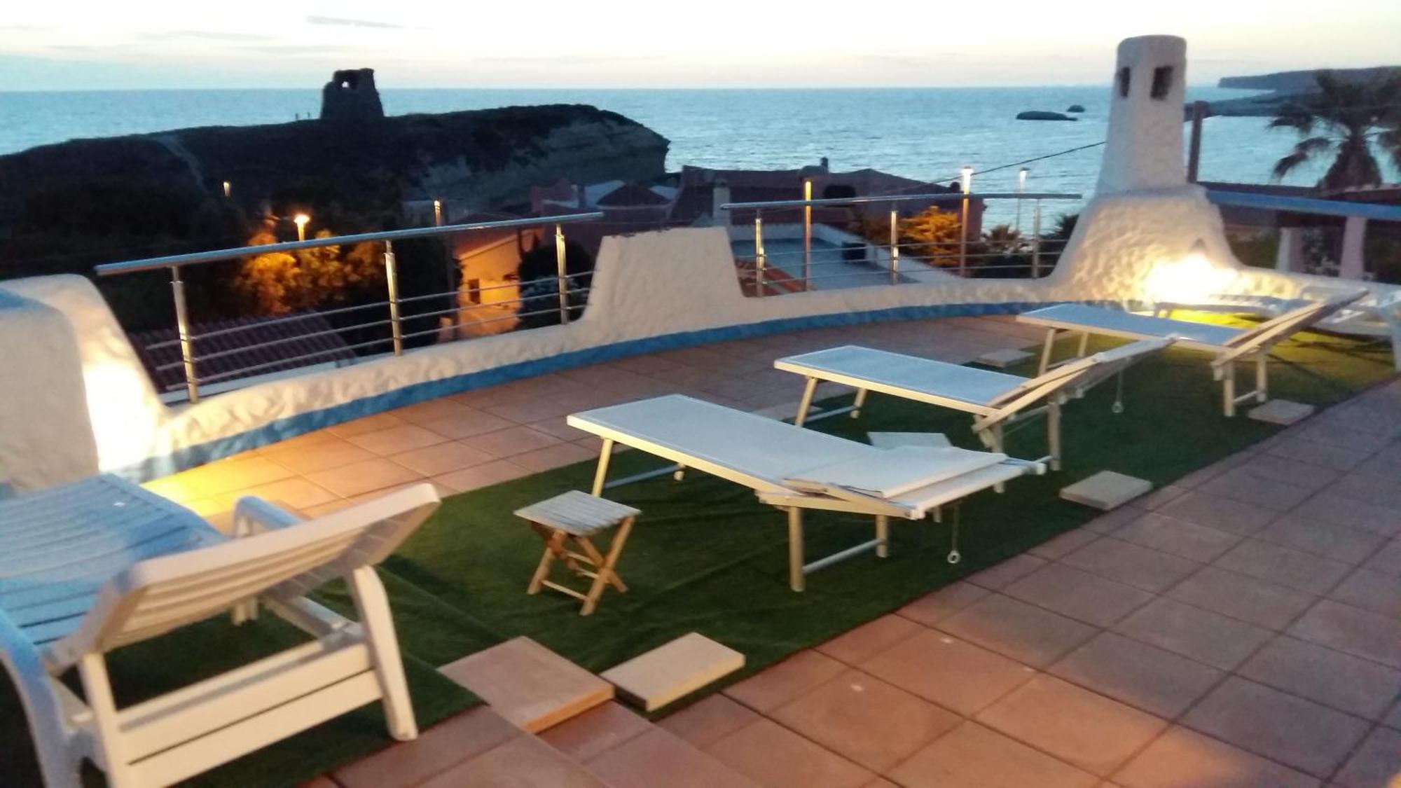 Villa Manuela sul mare S'Archittu Esterno foto