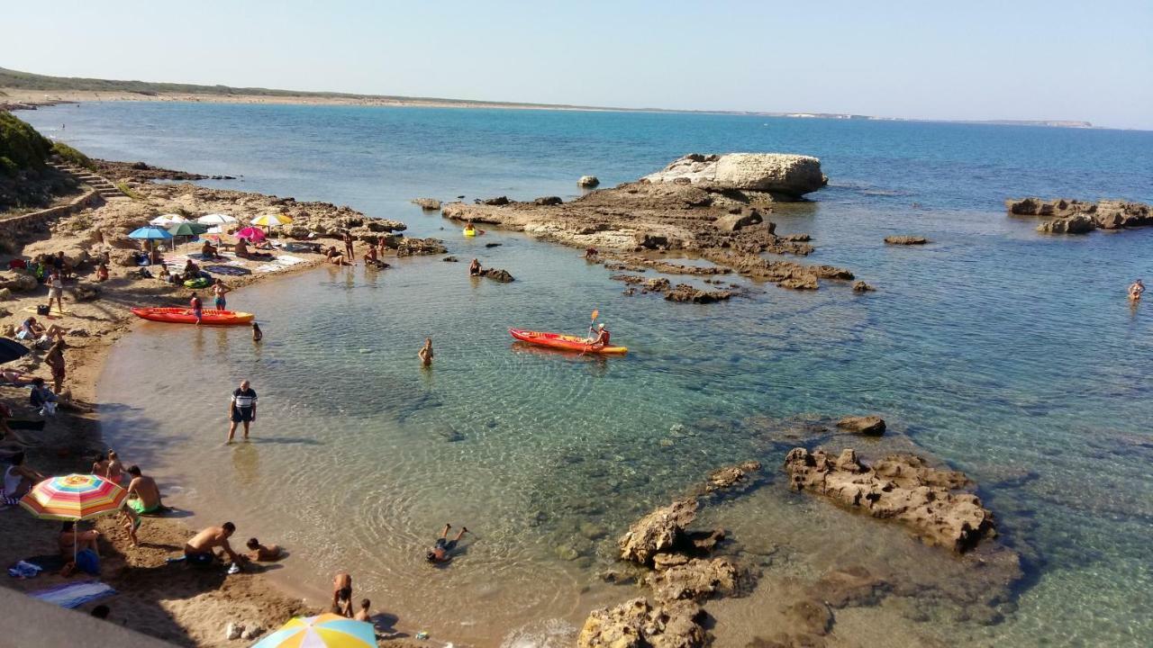 Villa Manuela sul mare S'Archittu Esterno foto
