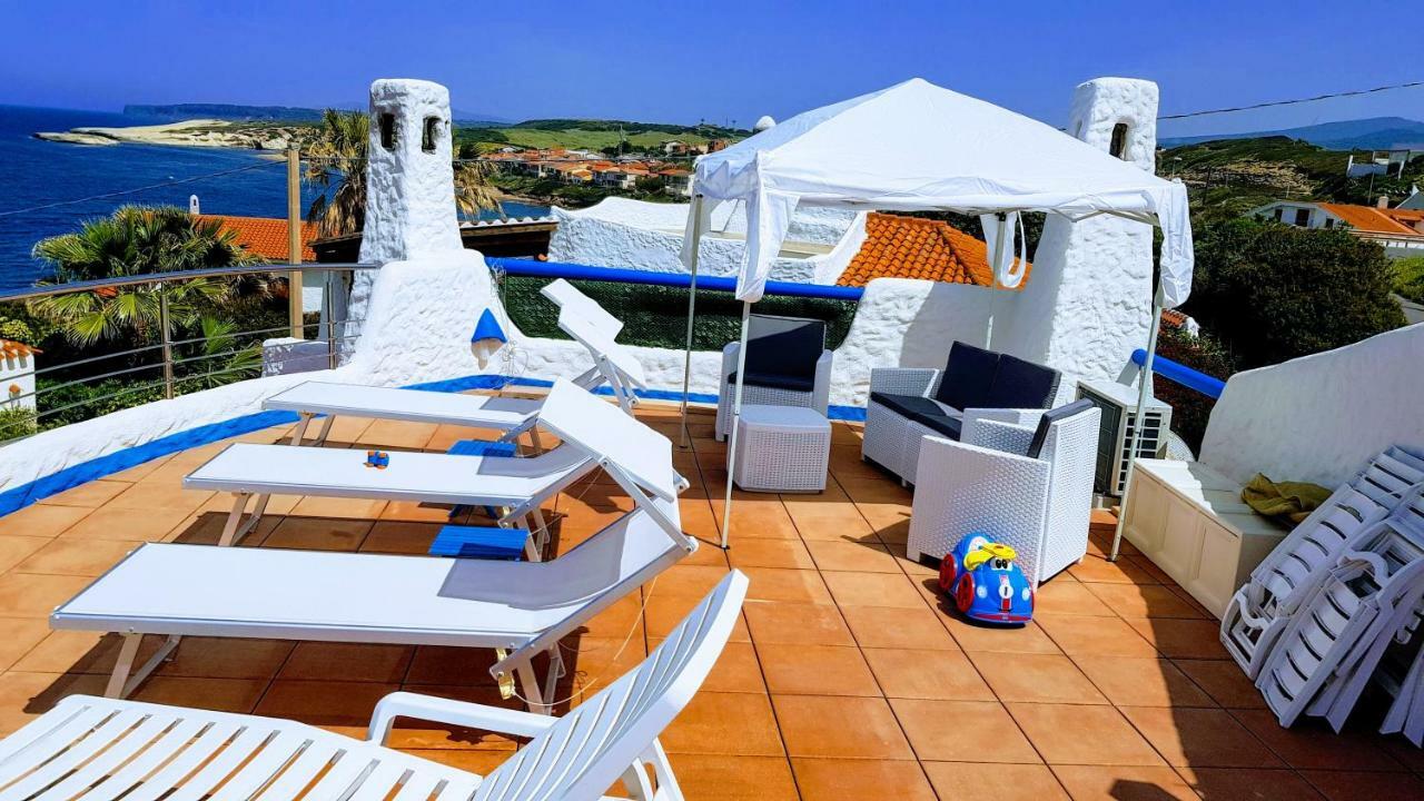 Villa Manuela sul mare S'Archittu Esterno foto