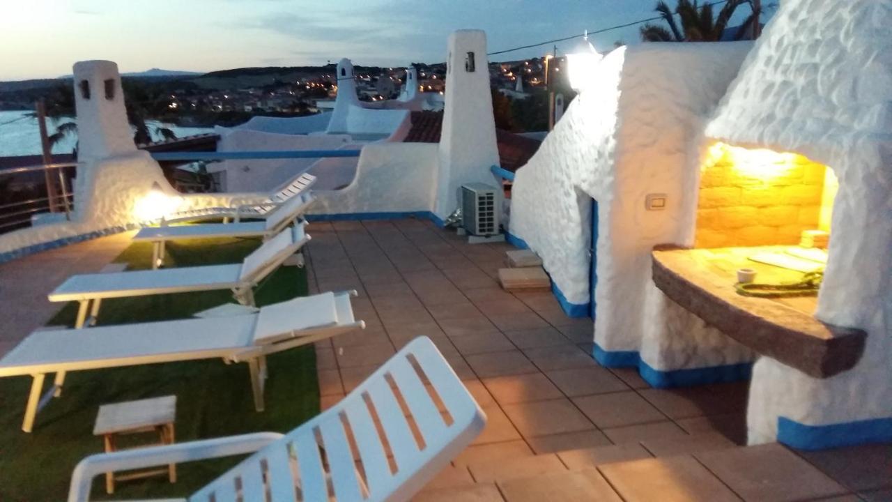 Villa Manuela sul mare S'Archittu Esterno foto